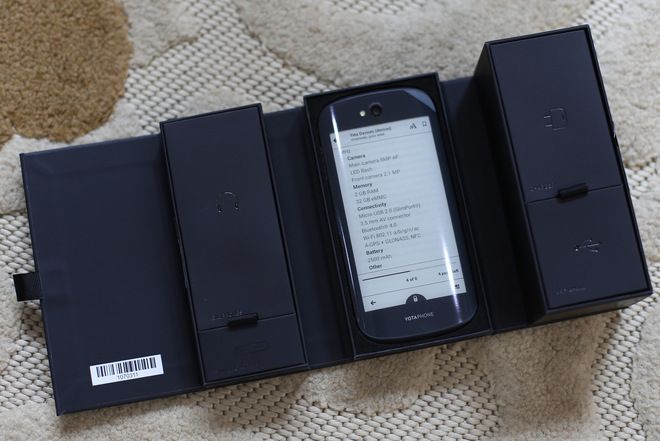 Tìm chủ cho em Yotaphone 2 độc lạ - Iphone Nga , new 100% full box - 2