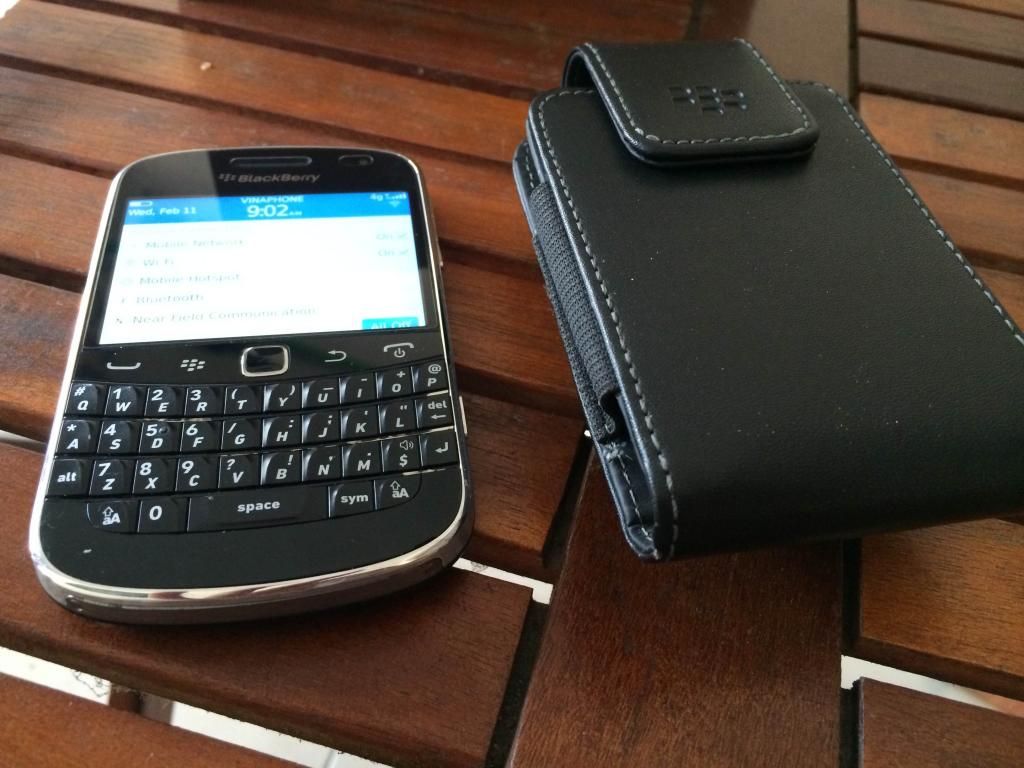 Cần tìm chủ cho BlackBerry 9900 còn rất đẹp 98%, full Bis