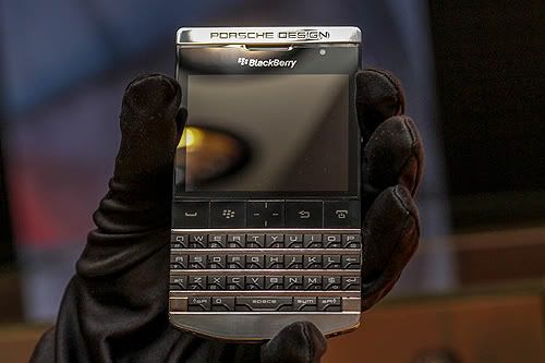 BlackBerry-Porche-9981.jpg