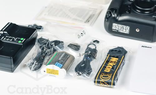 NikonD4_unboxing04.jpg