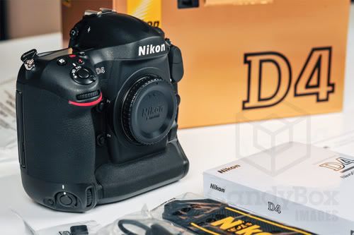 NikonD4_unboxing07.jpg