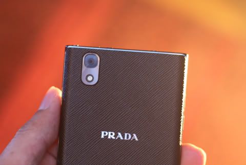 lg_prada_30_8.jpg