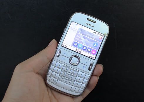 nokia_asha_302_3.jpg