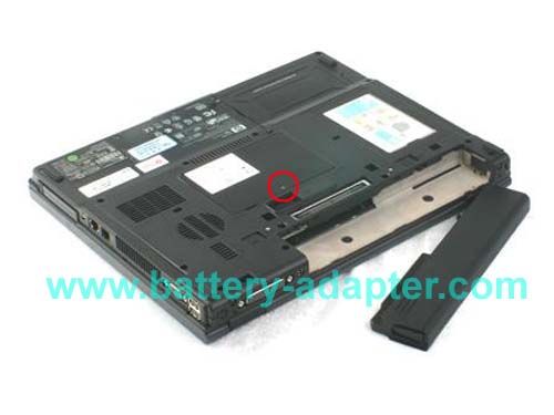 3. Remove the two screws that secure the keyboard to the HP Compaq NX6110 / NX6120.