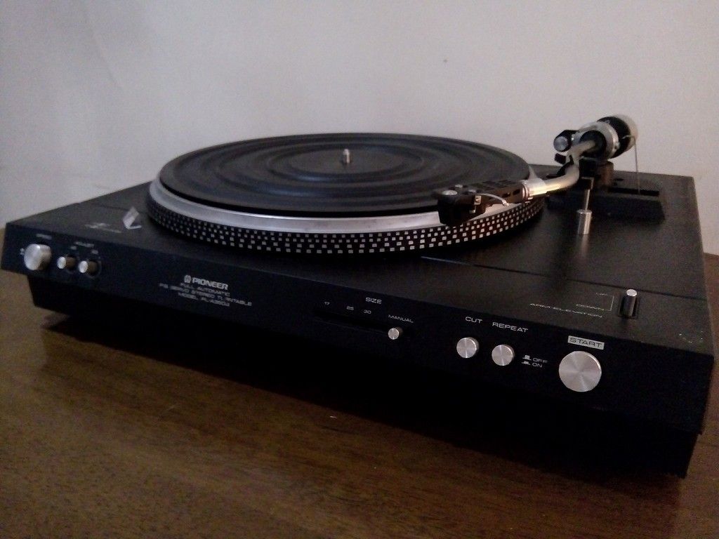 For Sale Pioneer Turntables Pl A350b