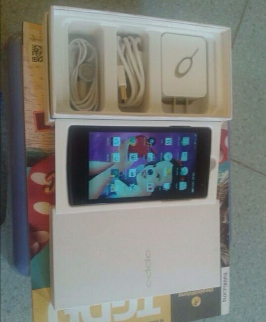 Oppo find 5 mini cần bán đây. - 2