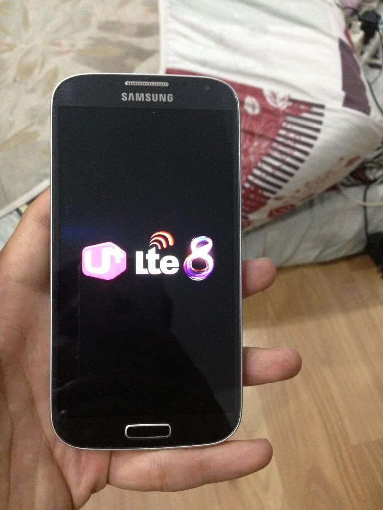 Samsung galaxy S4 korea E300l cần bán đây.