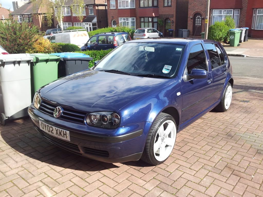 [Mk4 Golf] LA5G blue pearl paint code, any pics!!!! Bodywork and