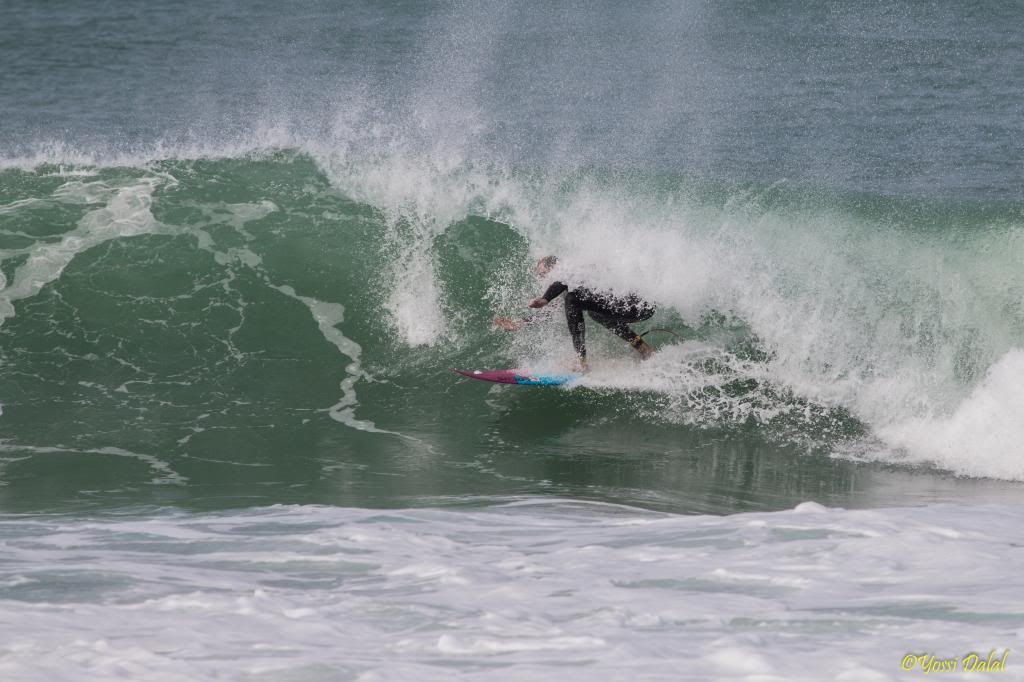 IMAGE: http://i1263.photobucket.com/albums/ii637/pilot6787/1DXL4768.jpg