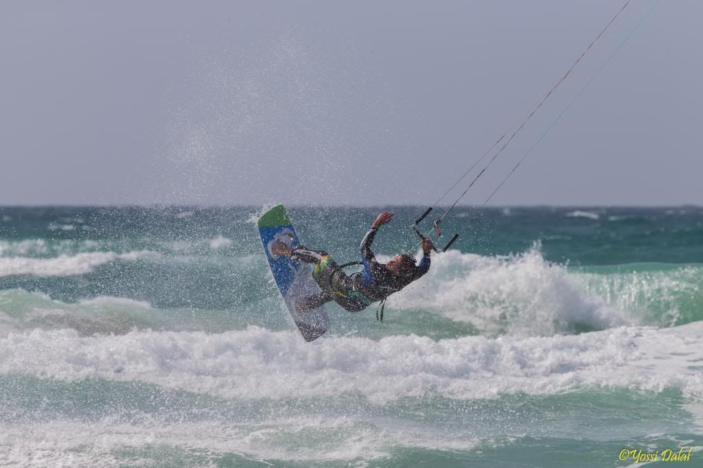 IMAGE: http://i1263.photobucket.com/albums/ii637/pilot6787/1DXL9437.jpg