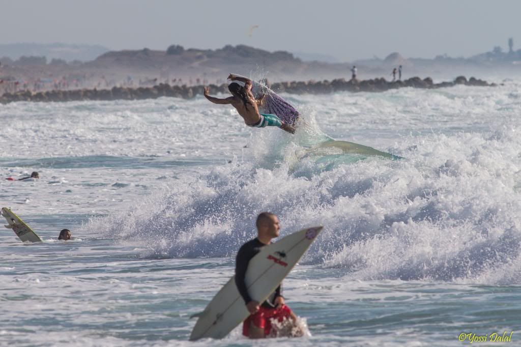 IMAGE: http://i1263.photobucket.com/albums/ii637/pilot6787/nirvana%2025-9-13/1DXL0016.jpg