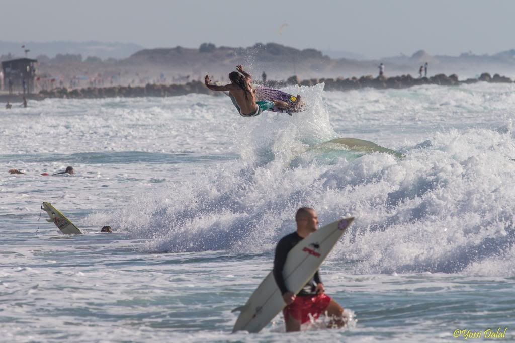 IMAGE: http://i1263.photobucket.com/albums/ii637/pilot6787/nirvana%2025-9-13/1DXL0017.jpg