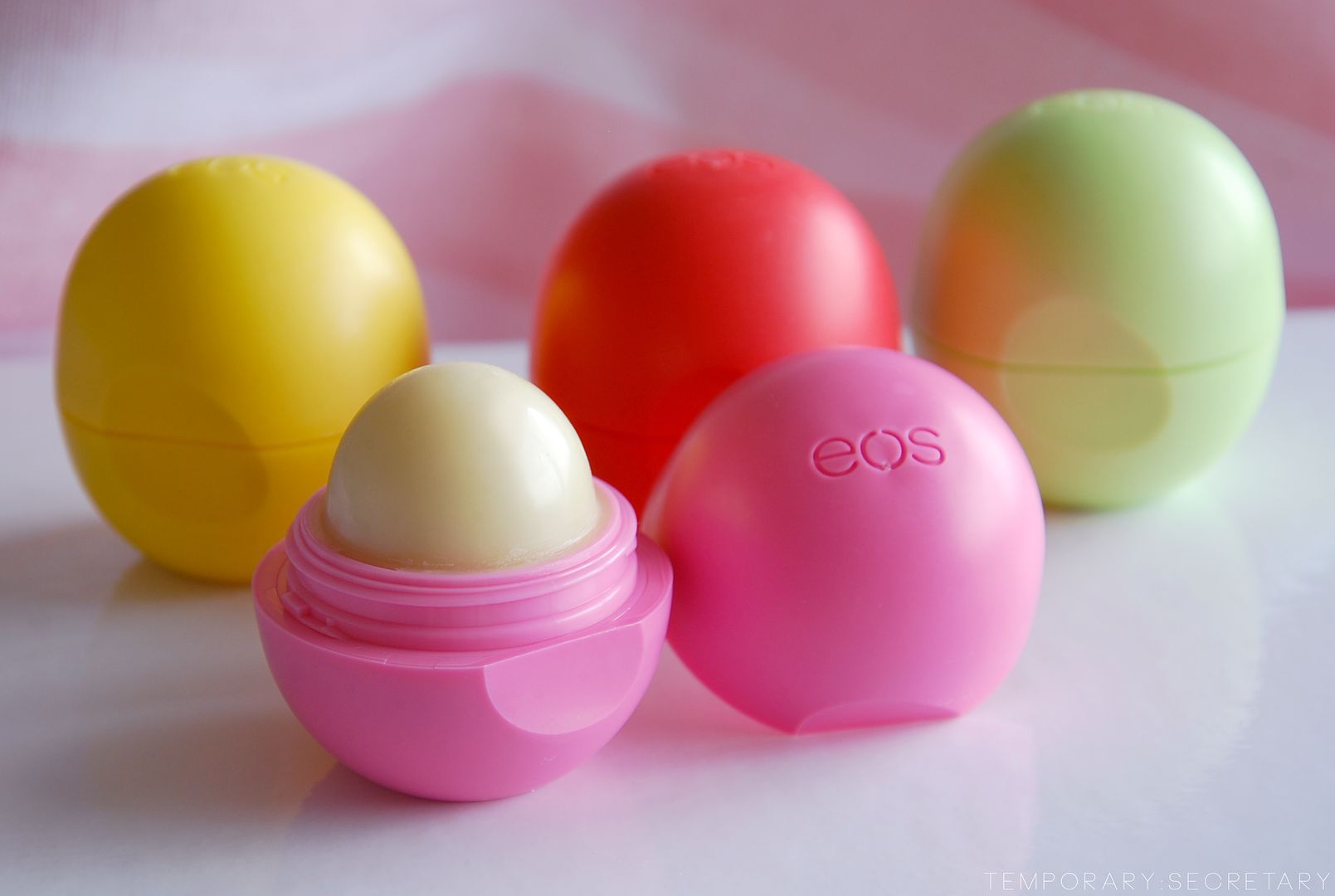 EOS lip balm, EOS lip balm spheres review, EOS lip balms available from Selfridges UK