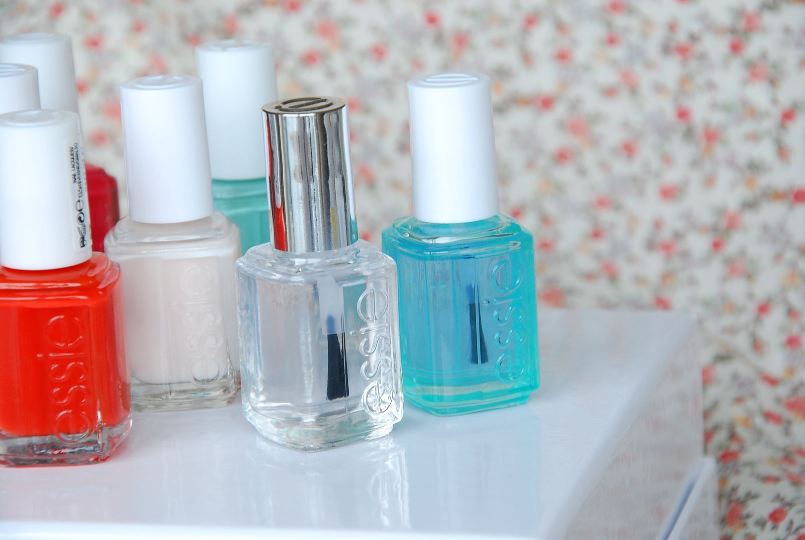 the best top coat and base coat, essie nail polishes