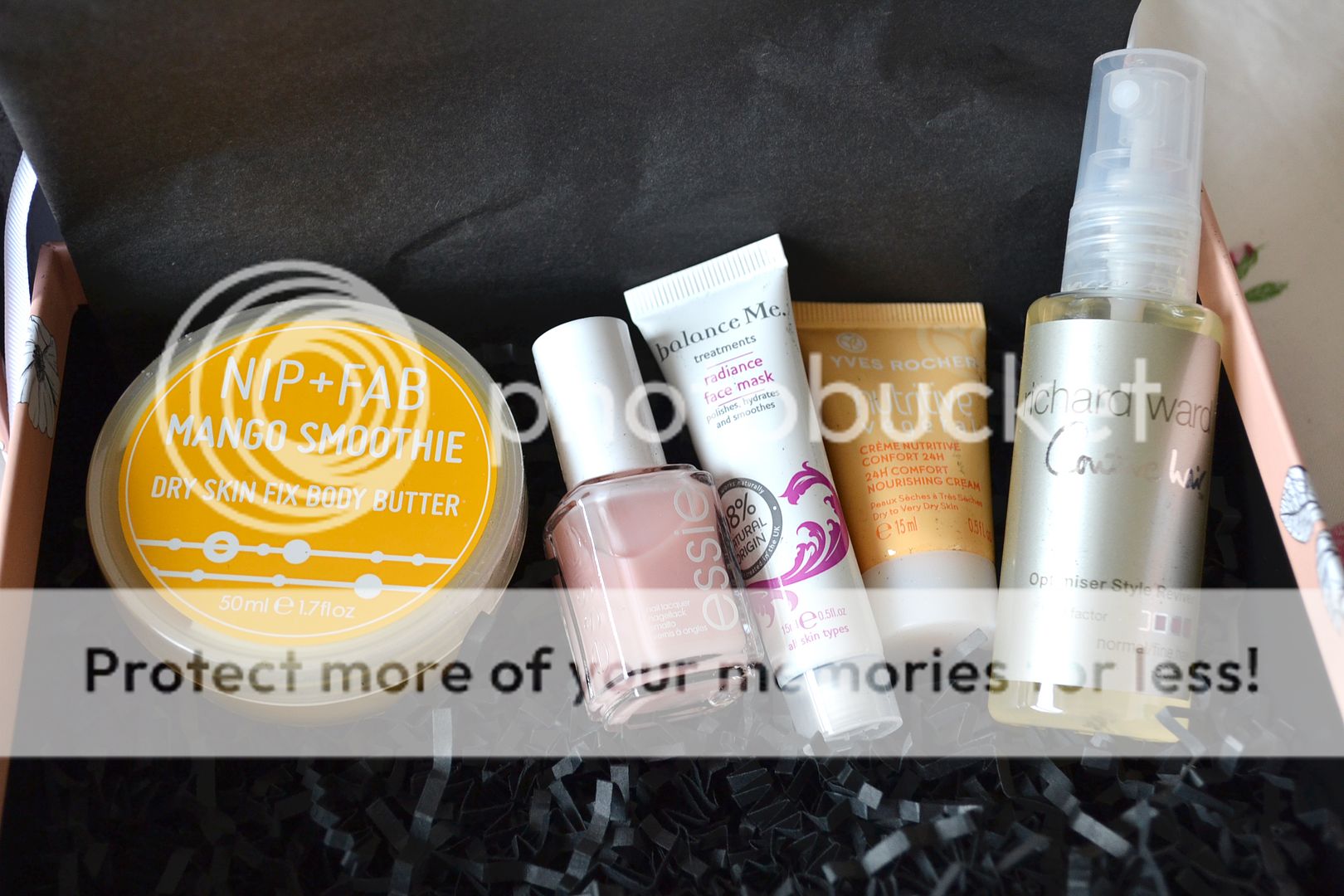 photo Whats_inside_glossybox_april_2013_zps4969cabe.jpg